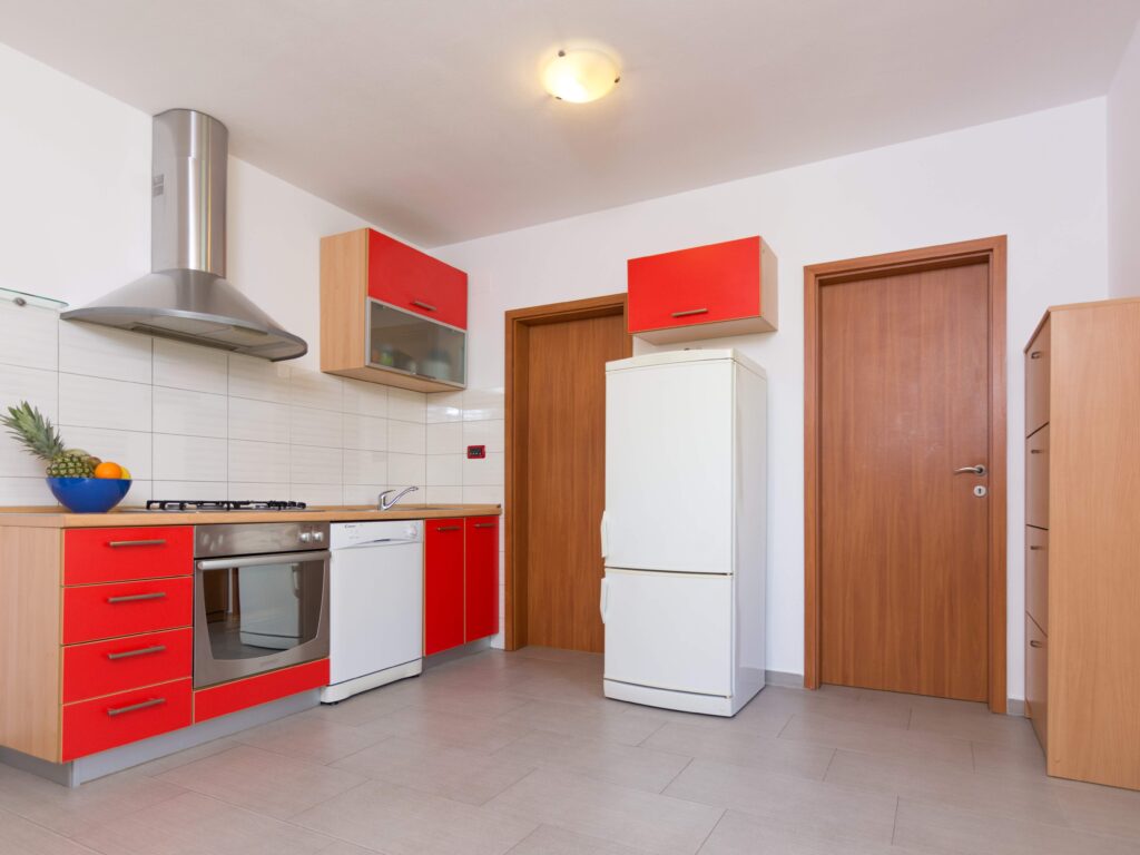 Kitchen with dining area – Manuela Apartments Pula, fully equipped apartment in Pula